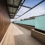 Luxury 3br Penthouse With Artistic Deco & Terrace *