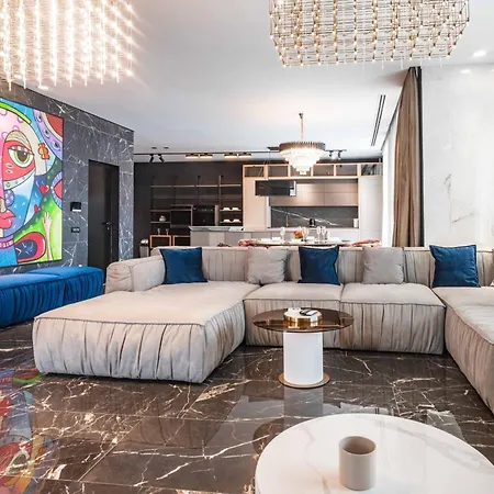 High-end Residences - Luxury & Penthouse Apartment *