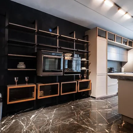 High-end Residences - Luxury & Penthouse Apartment *