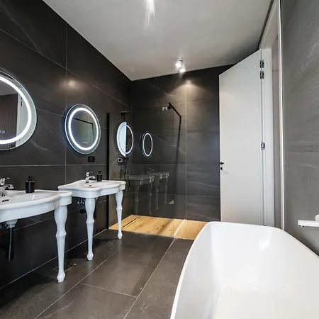 Apartment High-end Residences - Luxury & Penthouse *