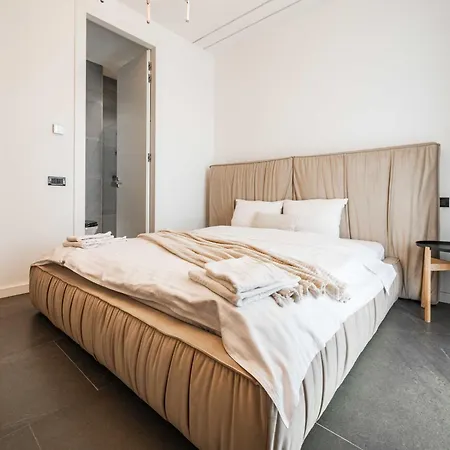 Apartment High-end Residences - Luxury & Penthouse *
