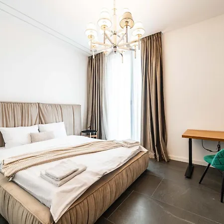 High-end Residences - Luxury & Penthouse Apartment