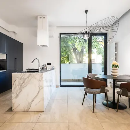 Apartment High-end Residences - Luxury & Penthouse *