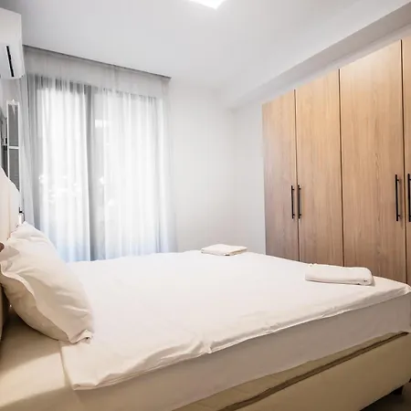High-end Residences - Luxury & Penthouse Apartment *