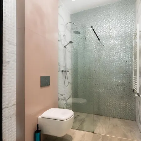 High-end Residences - Luxury & Penthouse Apartment *