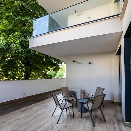 High-end Residences - Luxury & Penthouse