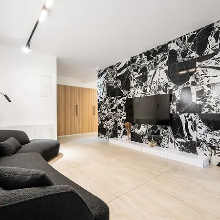 High-end Residences - Luxury & Penthouse Apartment *