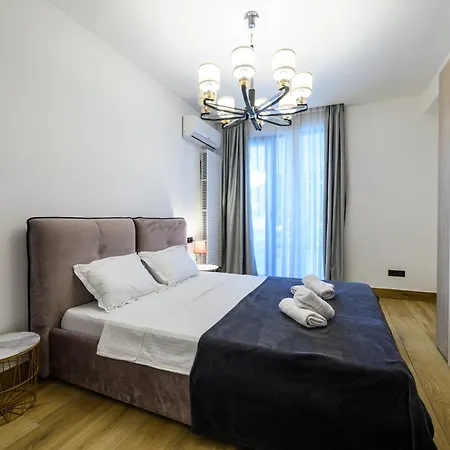High-end Residences - Luxury & Penthouse Apartment
