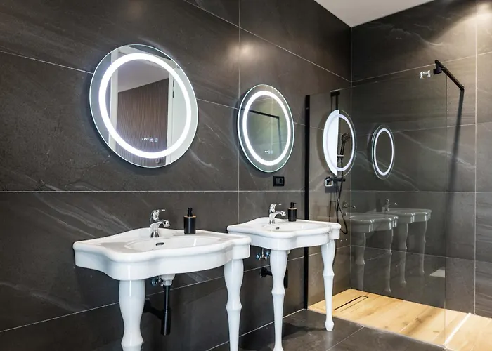 Apartment Luxury 3br Penthouse With Artistic Deco & Terrace Bucharest