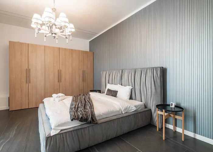 Luxury 3br Penthouse With Artistic Deco & Terrace Apartment Bucharest