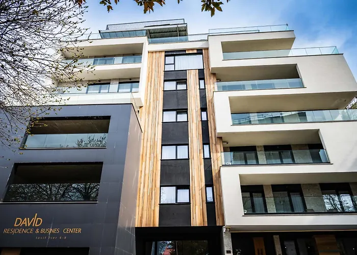 Luxury 3br Penthouse With Artistic Deco & Terrace