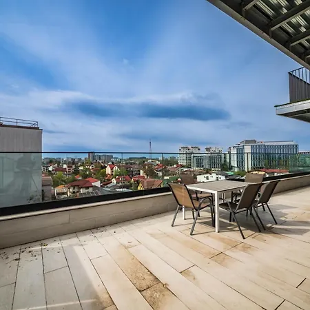 Luxury 3br Penthouse With Artistic Deco & Terrace Apartment Bukarest